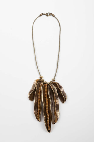 COLLAR CORTO CADENA DORADA VAINAS LATÓN AGATAS AMARILLO