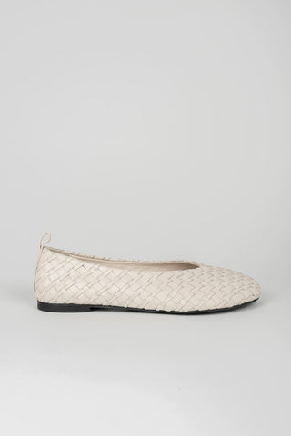 Dançarina Nerisa Crudo