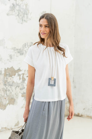 TOP FRUNCE GOMA DELANTERO BLANCO