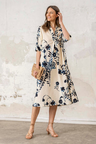 VESITDO KIMONO ESTAMPADO AZUL Y BLANCO