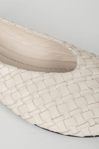 Dançarina Nerisa Crudo