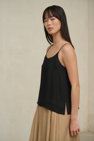 Black Alenia top