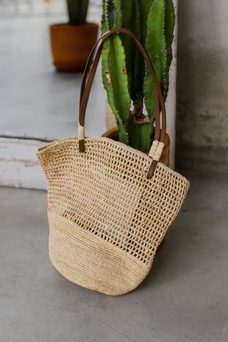 Arvena braided raffia bag
