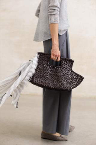 Saelis brown leather bag